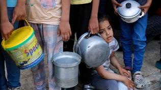 AB'den srail'in Gazze'de neden olduu ykma tepki: ocuklar alktan lyor