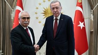 Cumhurbakan Erdoan, Kadir zkaya'y kabul etti