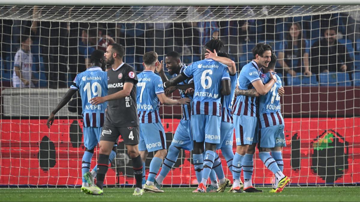MA SONUCU: Trabzonspor 3-2 Fatih Karagmrk