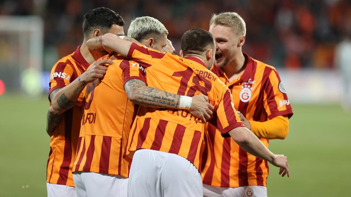 Galatasaray'da mutlu sona geri saym! te ampiyonluk iin ihtimaller...
