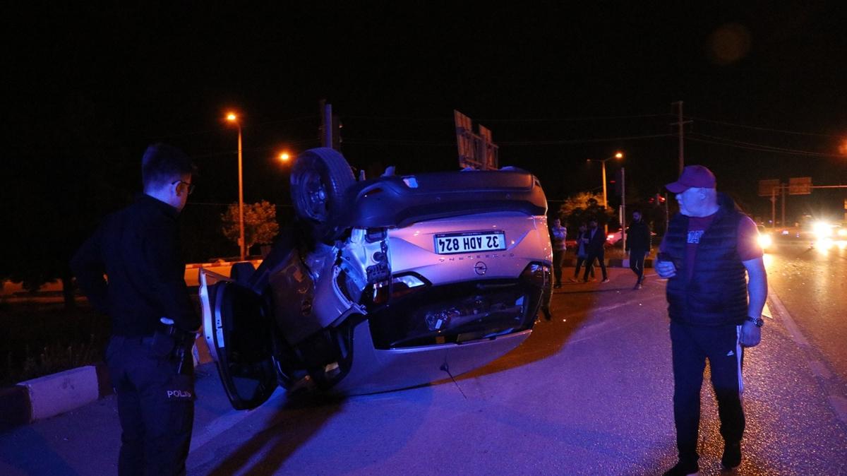 Burdur'da iki otomobil arpt: 2 src yaraland 