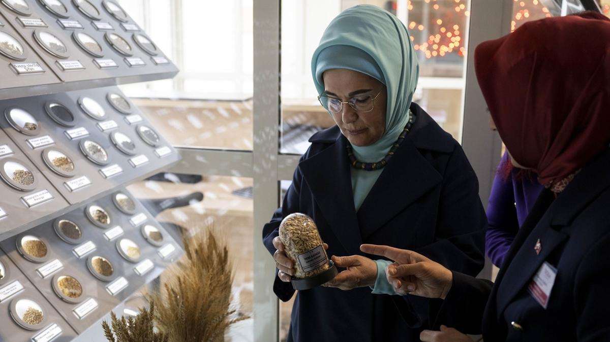 Emine Erdoan'dan Ankara'daki dnyann en byk nc tohum gen bankasna ziyaret