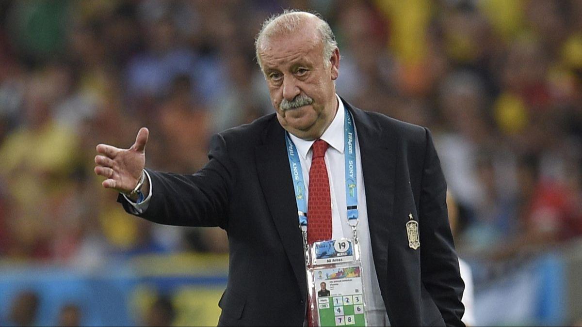 spanya'da eski teknik direktr Vicente Del Bosque'ye yeni grev