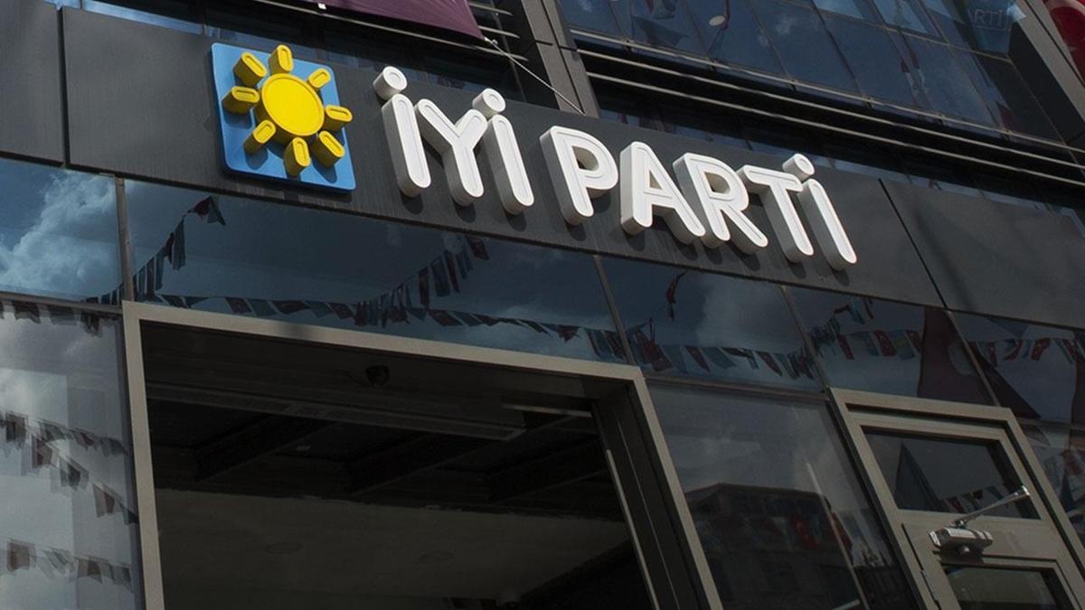 Y Partili Yomra Belediye Bakan Byk partisinden istifa etti