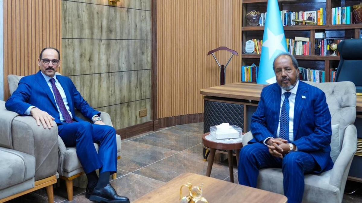 MT Bakan Kaln, Somali Cumhurbakan Mahmud ile bir araya geldi