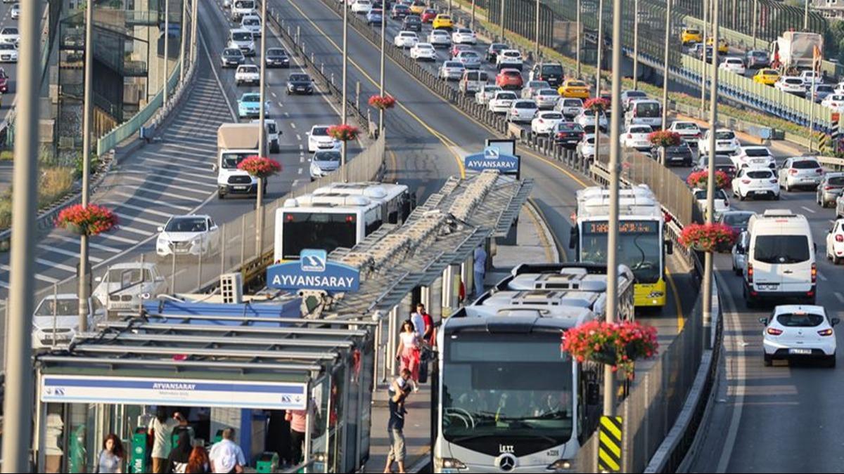 stanbul'da topluma ulam seferleri normale dnd