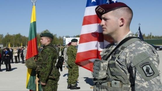 ABD taburu Litvanya'da sresiz kalacak
