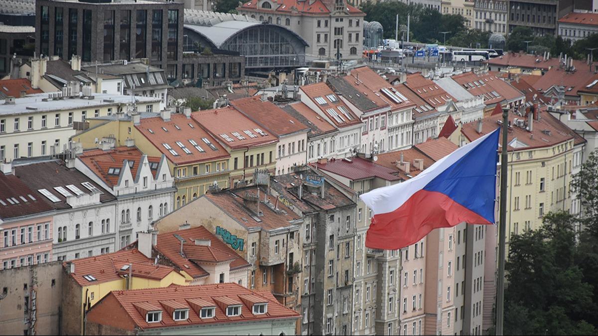 ekya, Rusya Bykelisi Pivonka'y resmen geri ard 