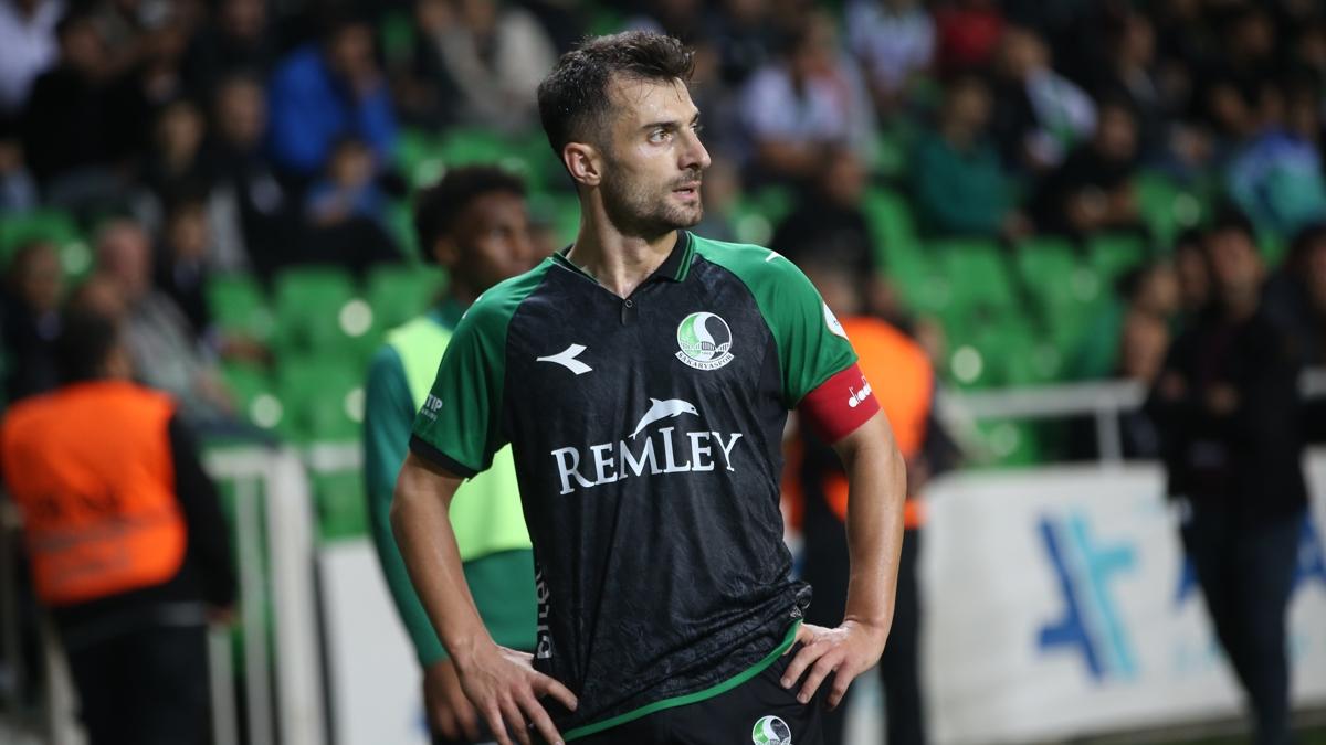 Sakaryaspor'da bir ayrlk daha!