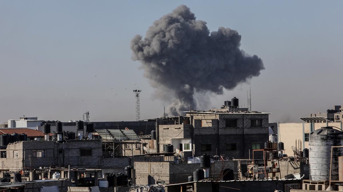 galci srail'den Refah'a hava saldrs: 4 Filistinli ehit oldu 