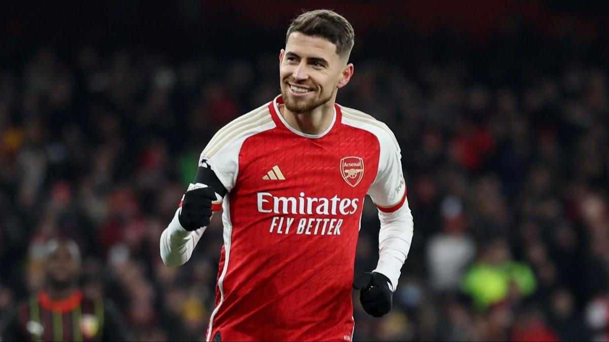 Arsenal, Jorginho ile nikah tazeledi