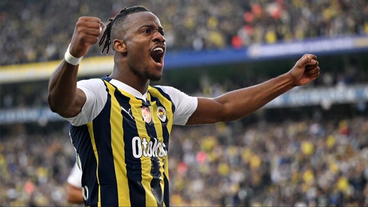 ngiliz ekibiyle anlat! Michy Batshuayi, Ada'ya geri dnyor