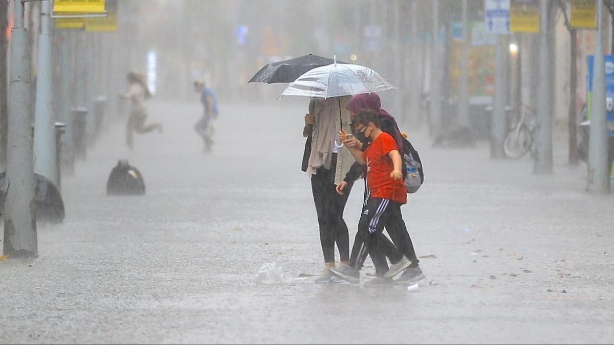 Meteoroloji baz blgeler iin uyard! Kuvvetli ya geliyor