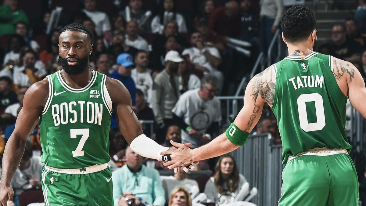 Celtics ve Mavericks, serilerde ne getiler!