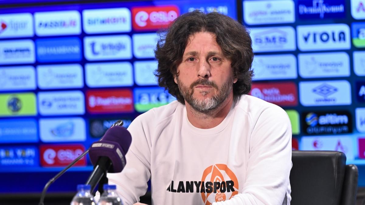 Fatih Tekke: Alanyaspor hak ettii bir konumda