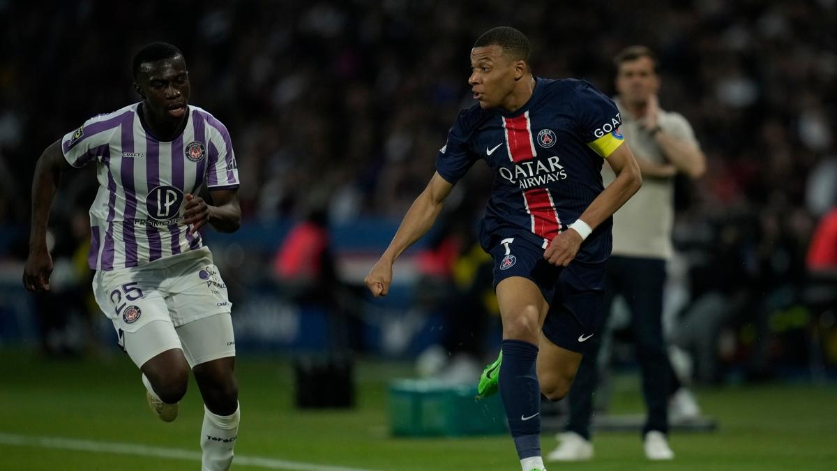 PSG'ye evinde souk du!
