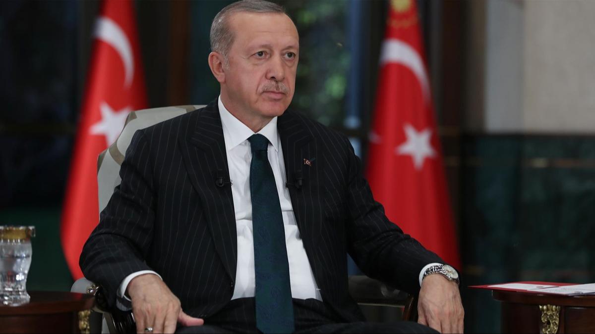 Cumhurbakan Erdoan'dan ehit ailesine basal mesaj