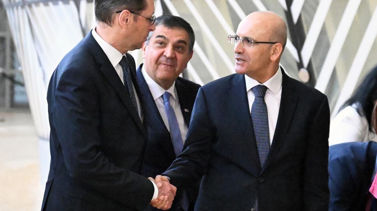 Bakan imek Katar'da iki gn srecek temaslarda bulunacak