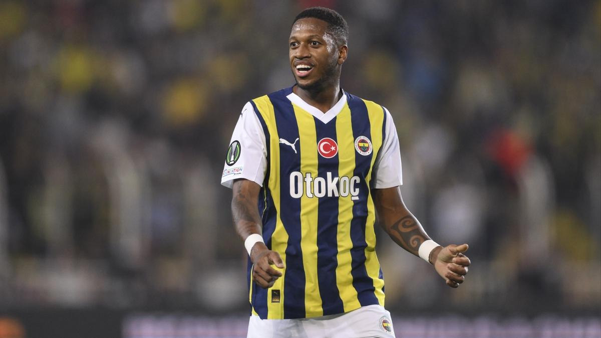 Fenerbahe'de orta saha Fred'e emanet