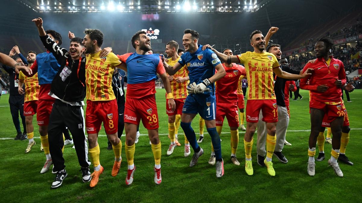 Kayserispor hedefine ulat! Gelecek sezon da Sper Lig'de