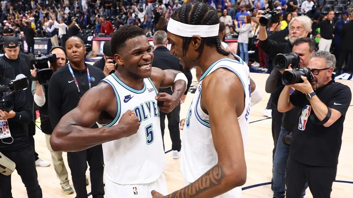 Bat Konferans'nda Timberwolves, Dou Konferans'nda Pacers finale ykseldi