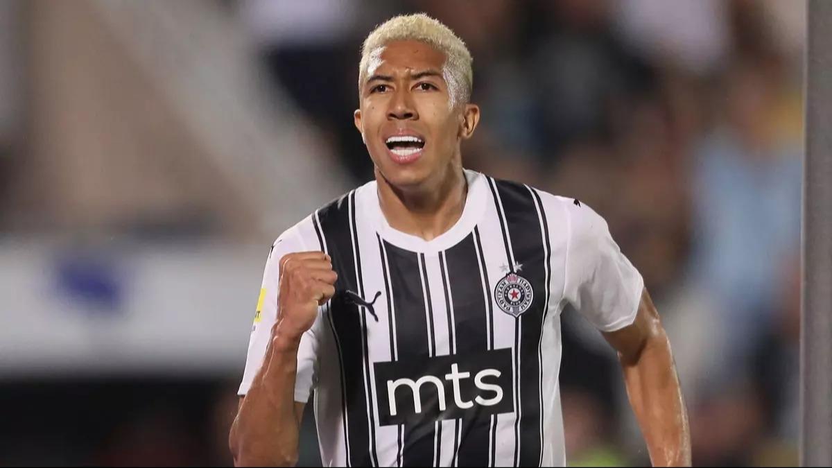 Fenerbahe'de gndem yeniden Saldanha! Derbiyi izlemeye gelmiti