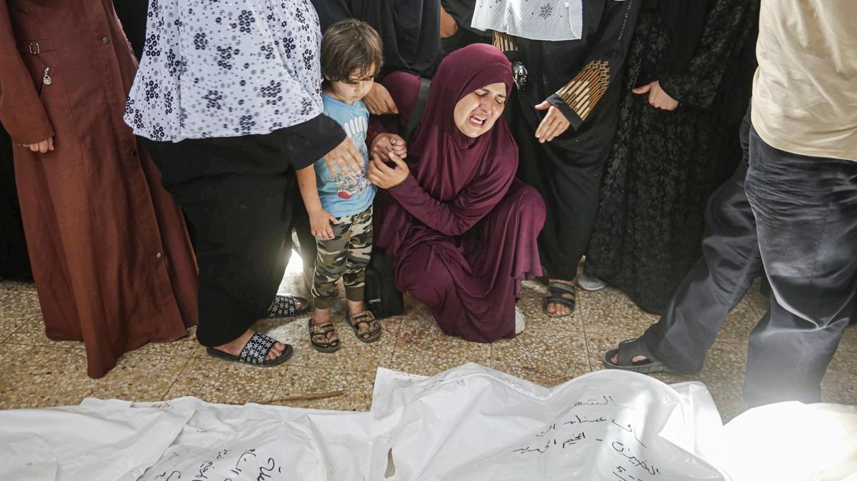 Soykrmc srail Gazze'ye bomba yadrd: ok sayda Filistinli ehit oldu