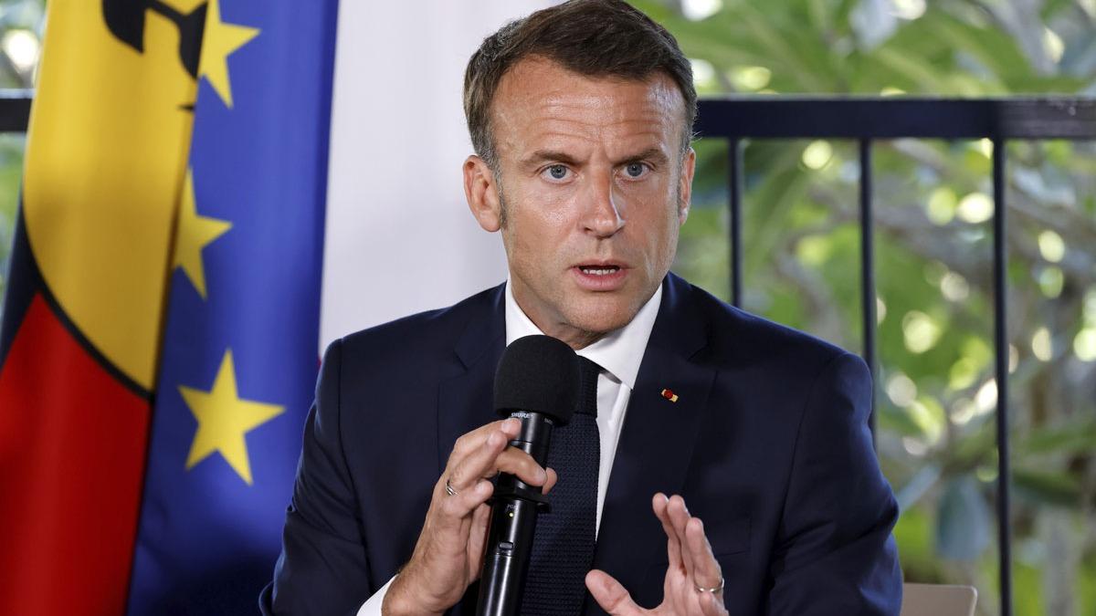 Macron'un dayatmalarna kar kt! Fransa'ya kar direnme ars yapt