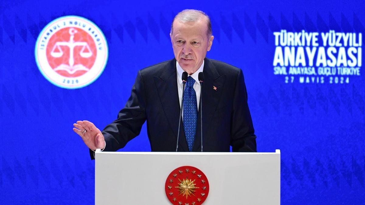 Cumhurbakan Erdoan: Asrlar bile gese darbecileri affetmeyeceiz