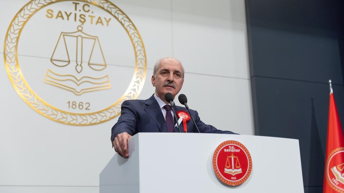 TBMM Bakan Kurtulmu'tan yeni anayasa mesaj: Grmeler devam etmektedir