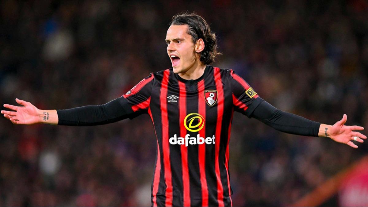 Premier Lig'de kald! Bournemouth, Enes nal ile 4 yllk szleme imzalad