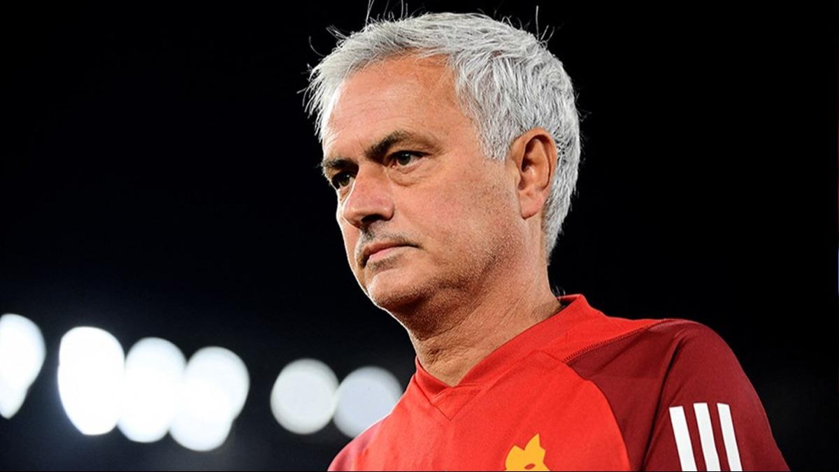2+1 yllk anlama saland! Jose Mourinho, Fenerbahe'de