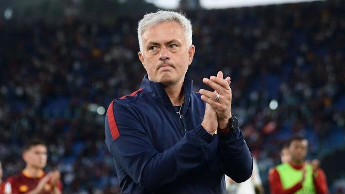 KAP aklamas geldi! Fenerbahe Mourinho'yu resmen duyurdu