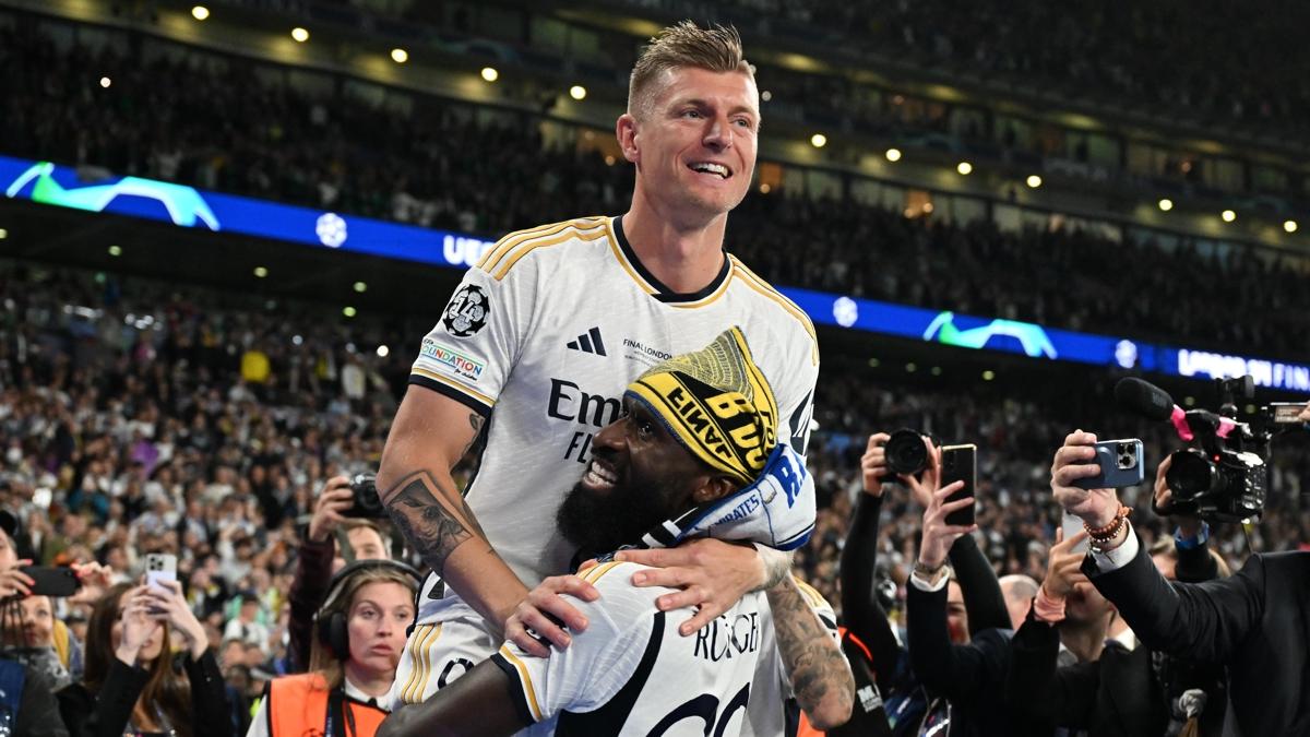 Toni Kroos, Real Madrid'e ampiyonlar Ligi kupasyla veda etti!