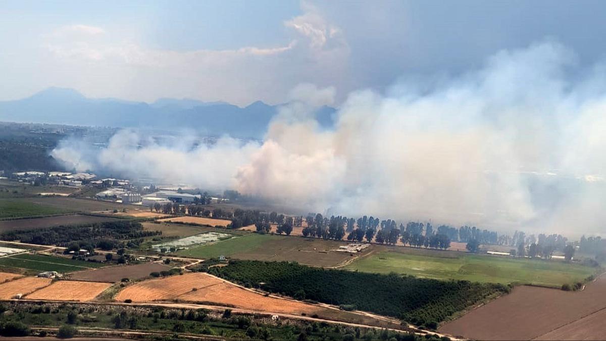 Antalya'da orman yangn! ok sayda ekip sevk edildi