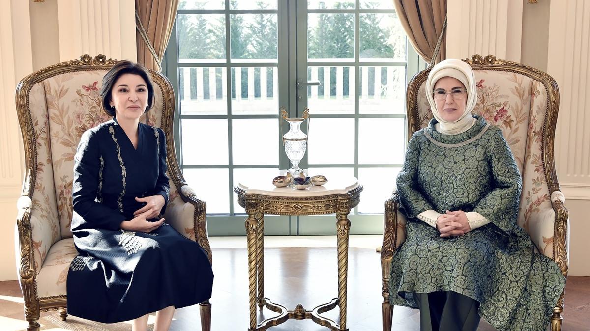 Emine Erdoan, Ziroat Mirziyoyeva ile bir araya geldi