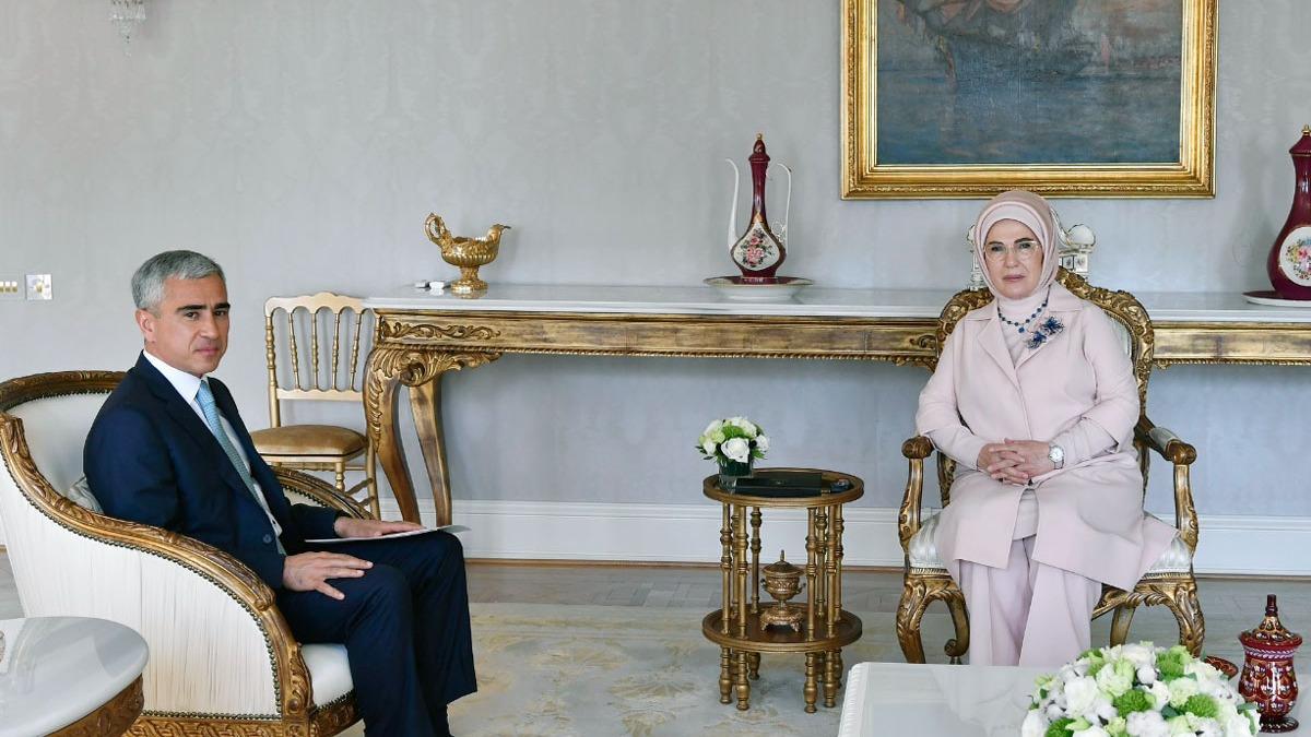 Emine Erdoan, Azerbaycan Cumhurbakan Yardmcs Alekberov ile bir araya geldi