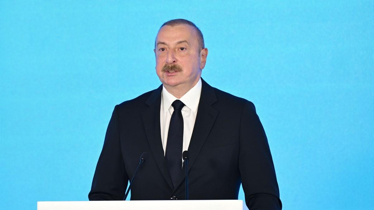 Aliyev'den Kahire'de net mesaj: Gazze'deki trajedi bir an nce sona ermeli