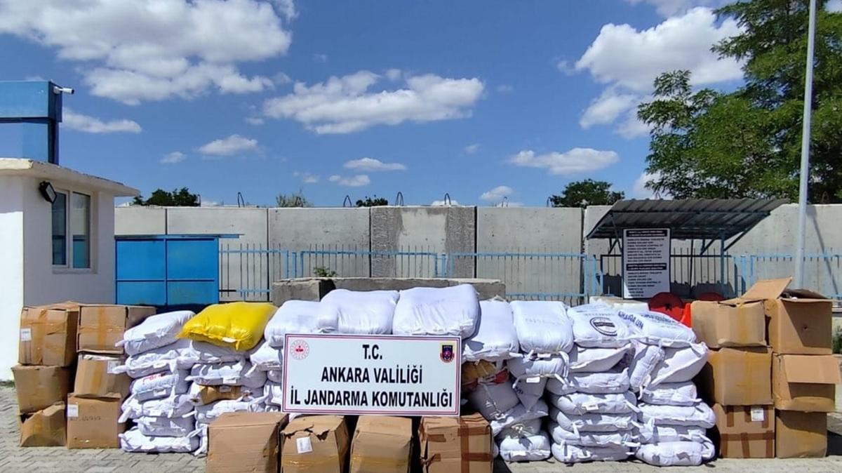 Ankara'da 5,5 ton kaak ttn ele geirildi 