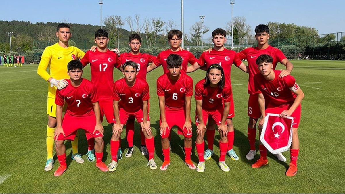 U16 Milli Takm' svire'yi 4 golle ykt