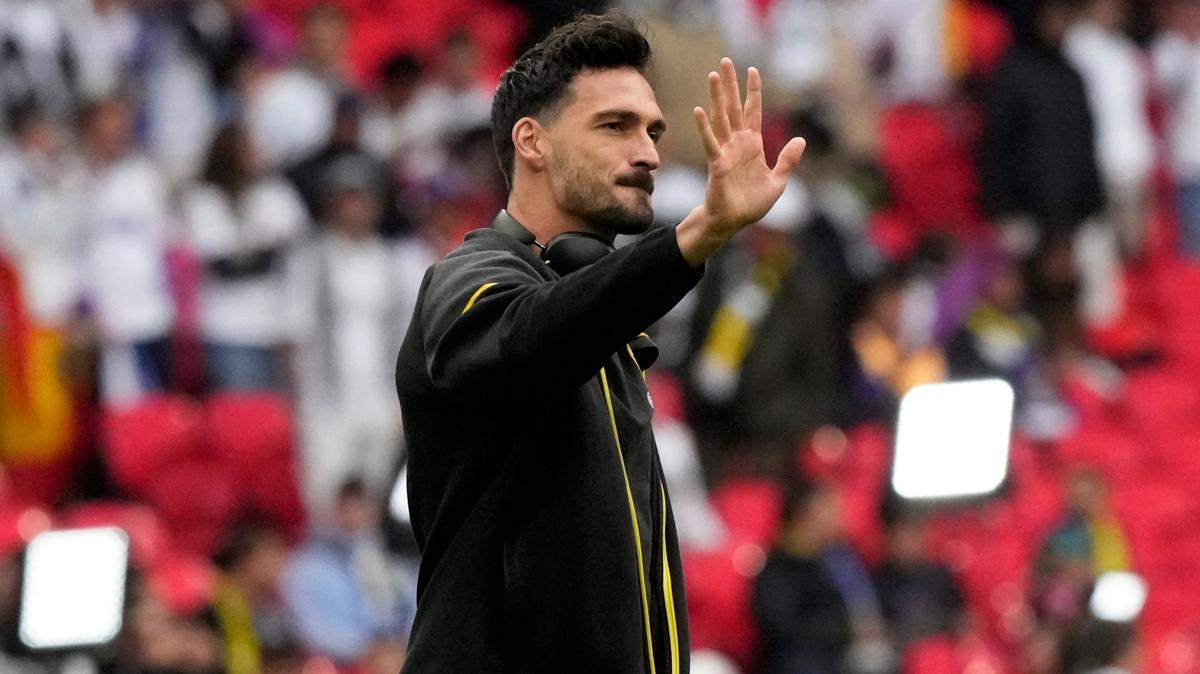 Borussia Dortmund, Mats Hummels ayrln duyurdu