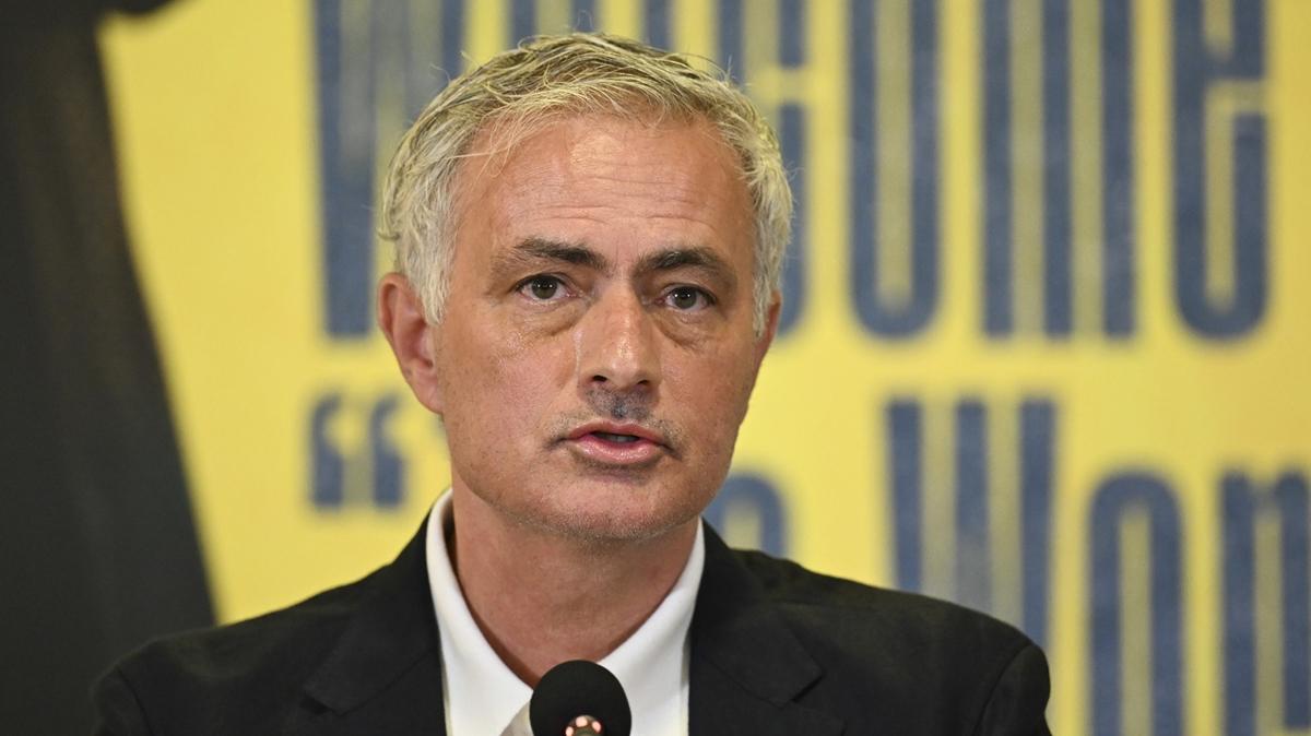 Jose Mourinho: Borussia Dortmund'dan teklif aldm