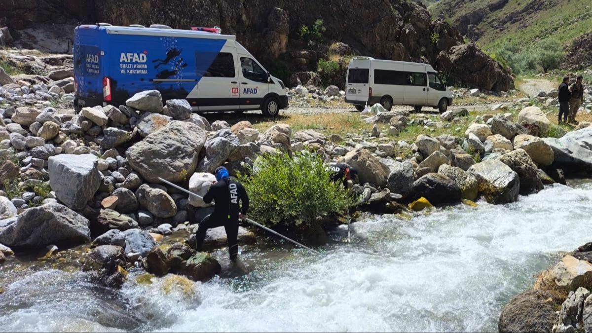 Van'da 2 gndr aranan 4 yandaki ocuktan ac haber