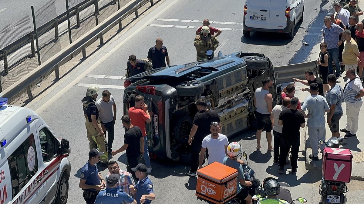 Pendik'te ara takla att: 2 kii yaraland