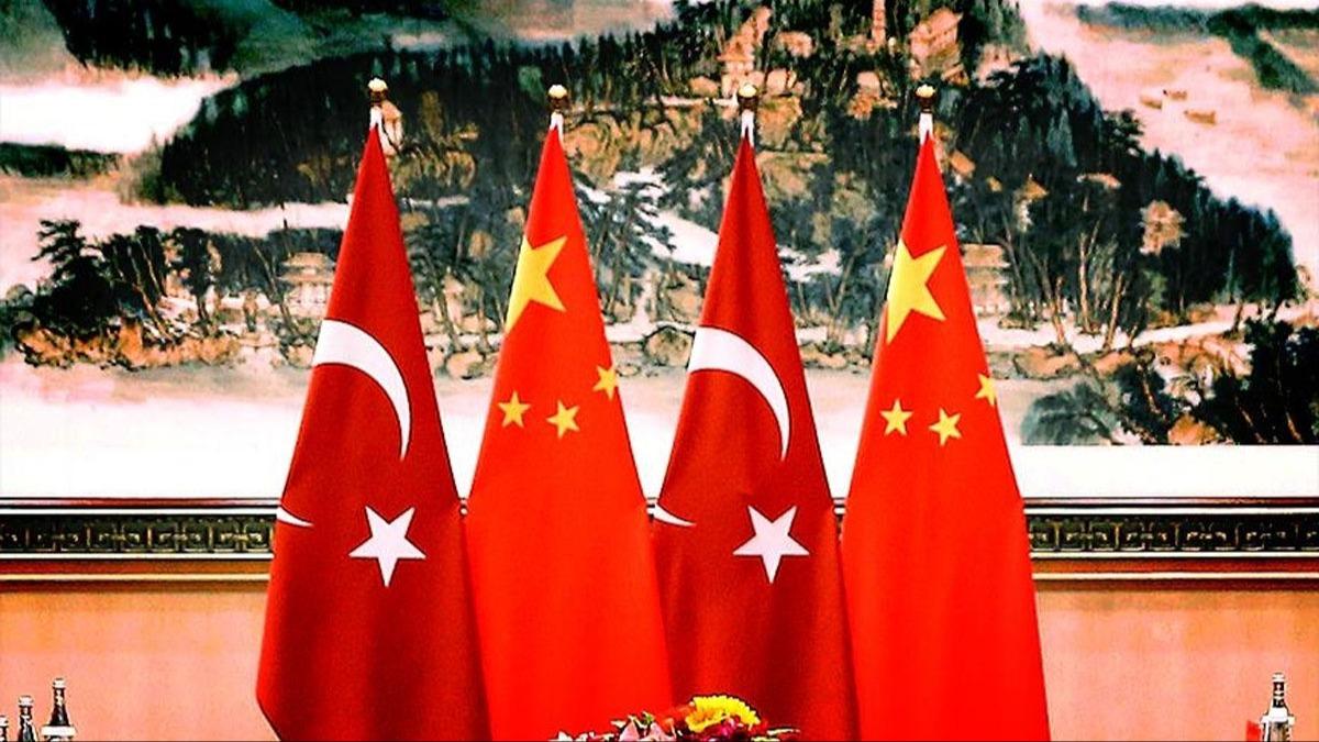 Trkiye-in ilikileri birbiri ardna yaplan ziyaretlerle derinleiyor
