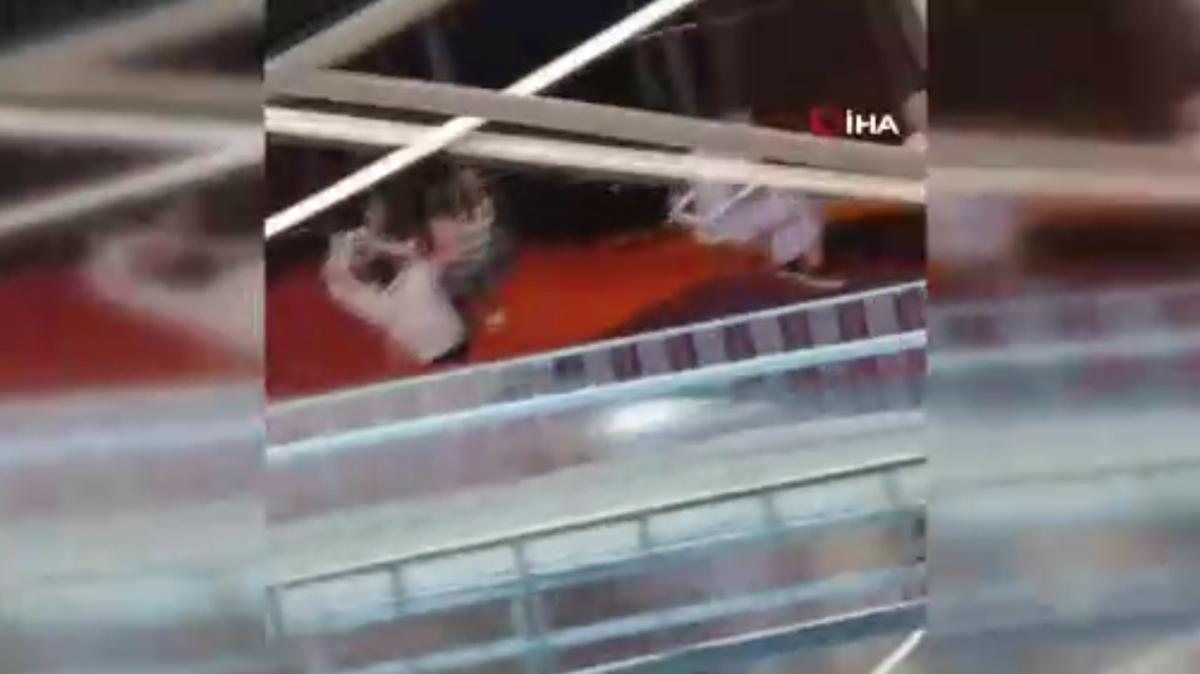 Lunaparkta faciadan dnld! Dmekten son anda kurtuldu