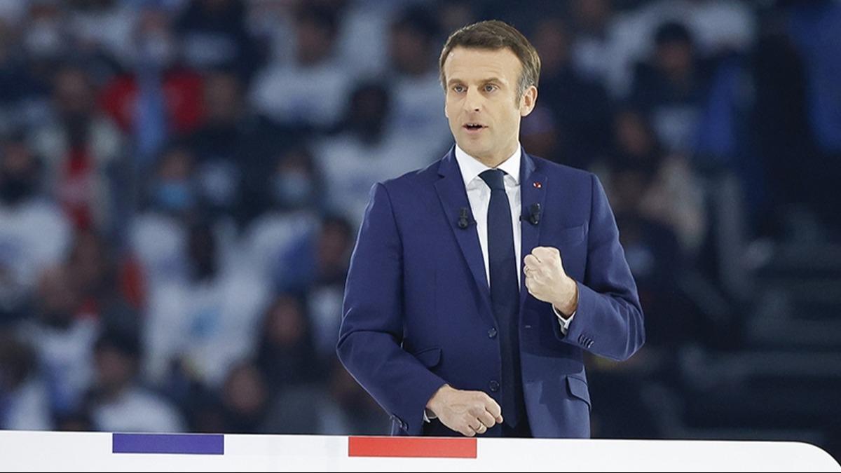 Fransa seime gidiyor! Macron 'i sava' uyarsnda bulundu 