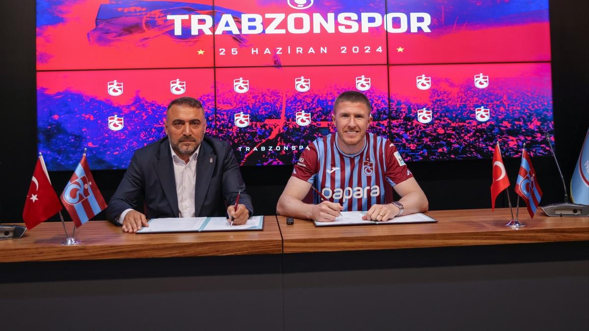 Trabzonspor'dan yeni transferleri iin imza treni!