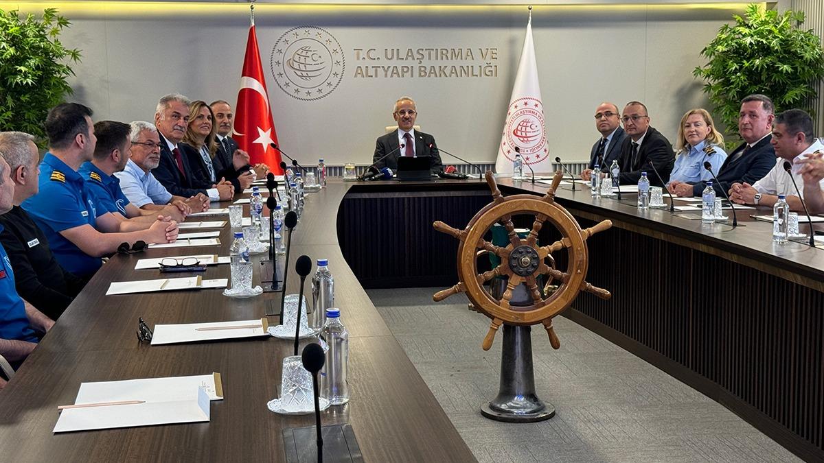 Ulatrma ve Altyap Bakan Abdulkadir Uralolu: Trk gemicilere YKDL puan geerli saylacak