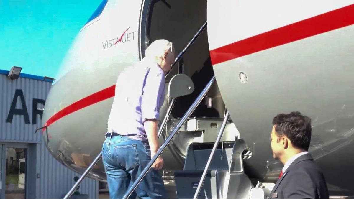 5 yl sonra serbest kalan Julian Assange ''casusluk suunu'' kabul etti